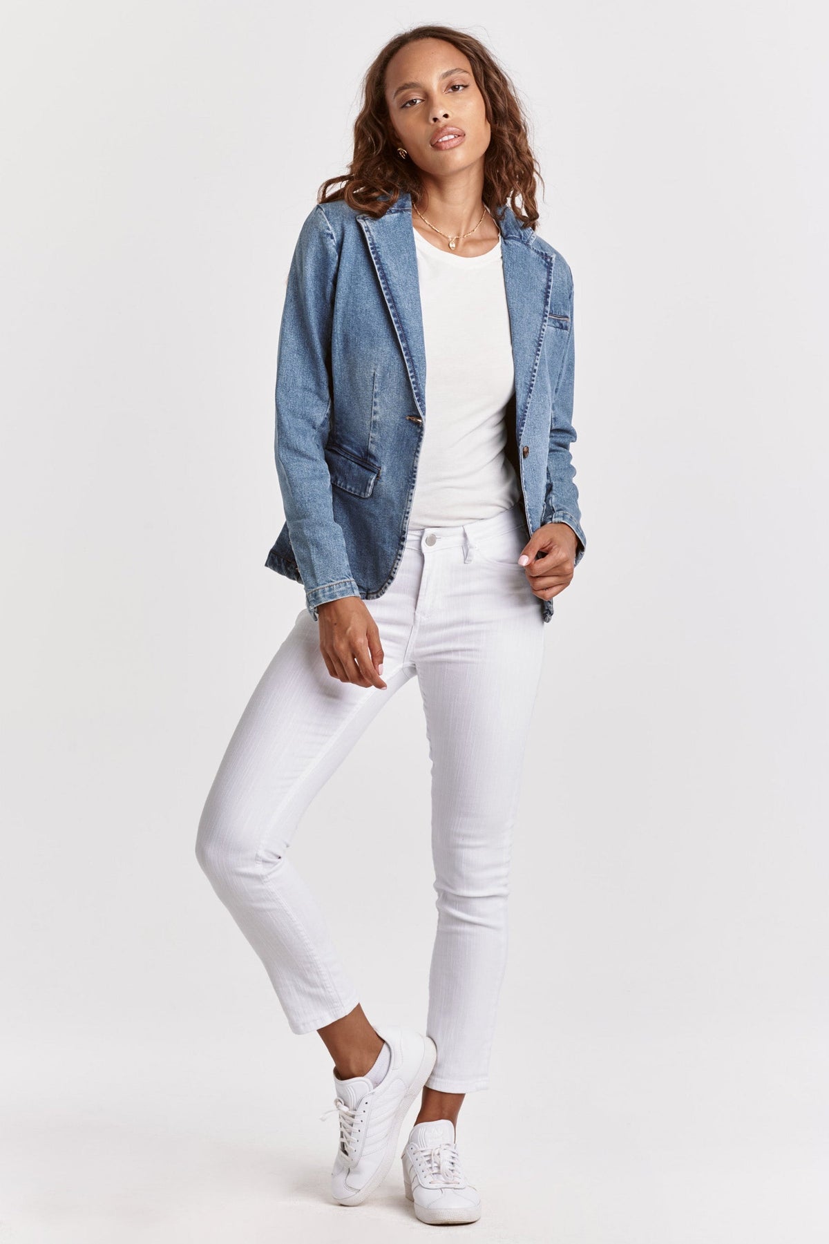 DEAR JOHN: MINAH DENIM BLAZER JACKET - SANTOS