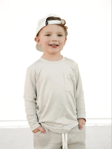 LITTLE BIPSY: LONG SLEEVE BAMBOO POCKET TEE - FOG