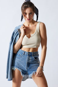 HIGH RISE DENIM SHORTS - MEDIUM WASH
