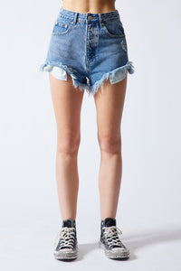 HIGH RISE DENIM SHORTS - MEDIUM WASH