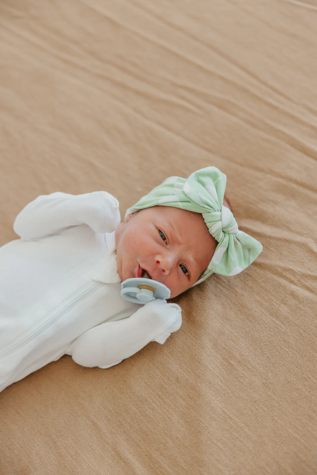 COPPER PEARL: BOGEY KNIT HEADBAND BOW