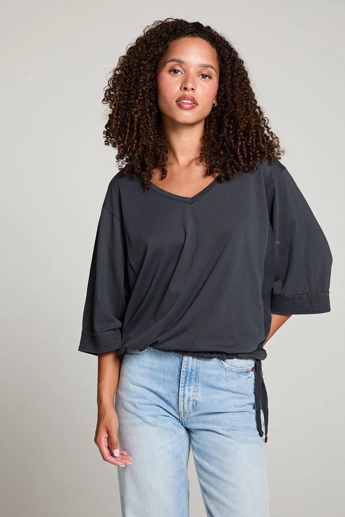 CHASER: GIANNA TEE - LICORICE BLACK