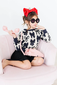 MILA & ROSE: PERFECTLY TIED SWEATER