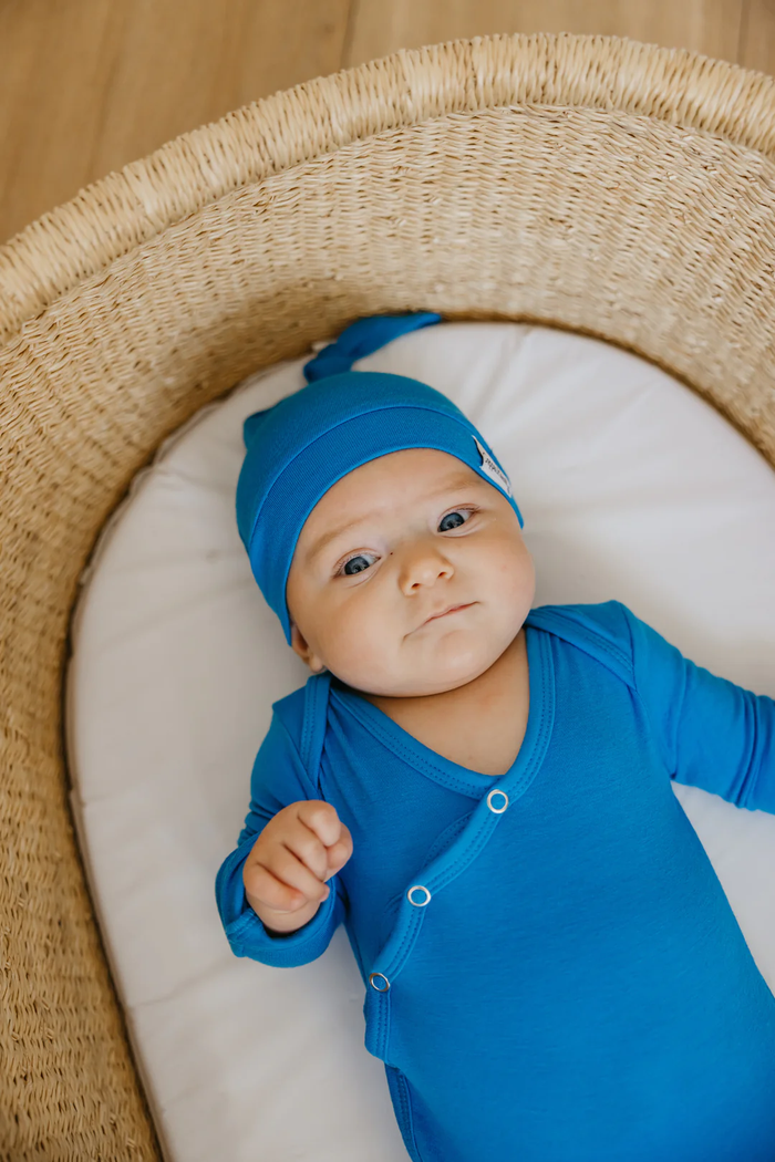 COPPER PEARL: BLUEBERRY TOP KNOT HAT