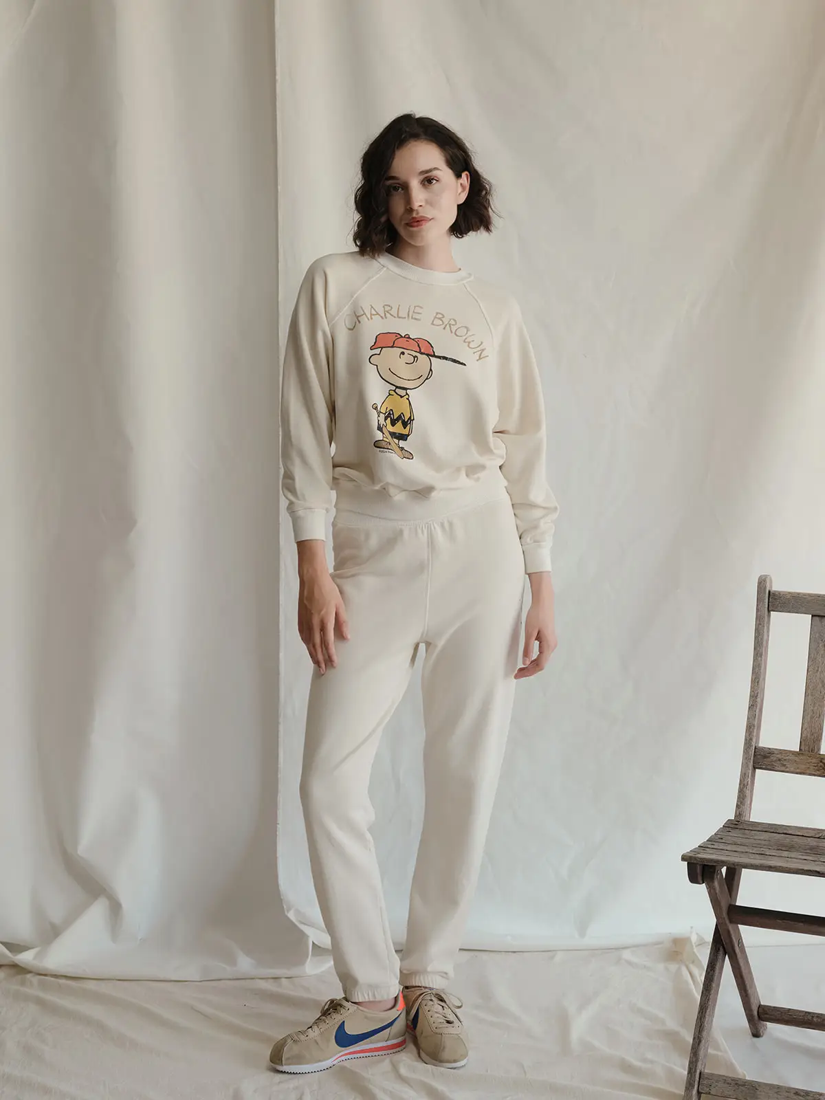 PEOPLE OF LEISURE: PEANUTS SHORT STOP CHARLIE SWEATSHIRT
