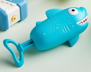 MUD PIE: WATER BLASTERS
