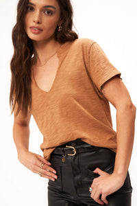 PROJECT SOCIAL T: PLATA NOTCHED TEE - CARAMEL