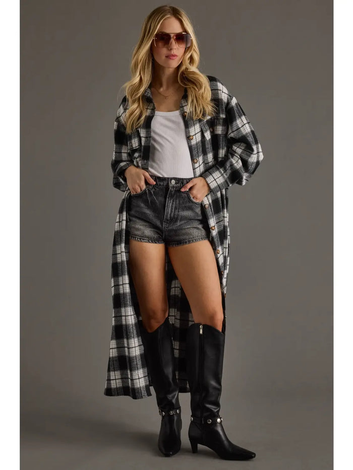 PANACHE APPAREL: BLACK & WHITE PLAID LONG LIGHTWEIGHT JACKET