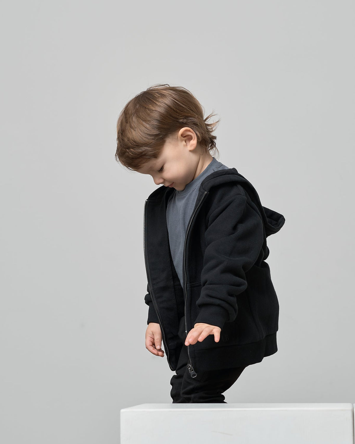 LITTLE BIPSY: CLASSIC ZIP HOODIE - BLACK