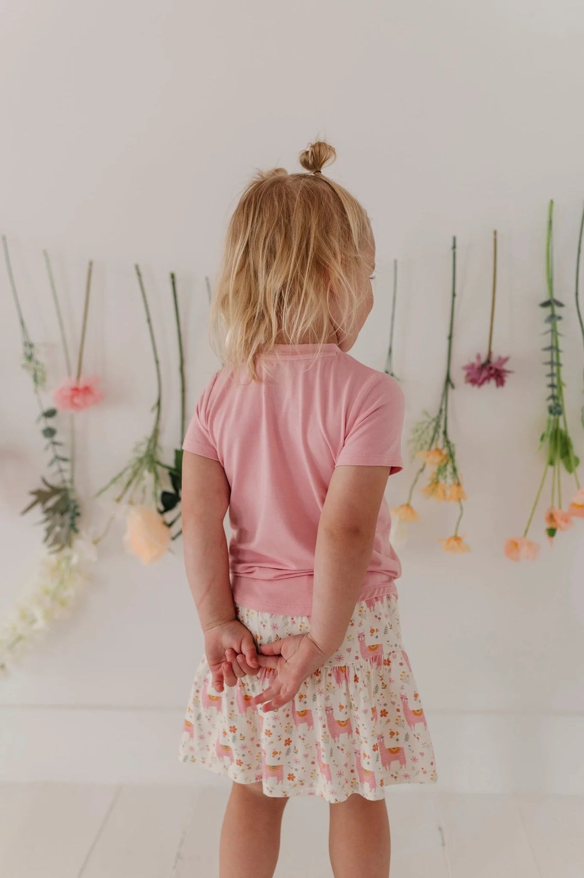 BABYSPROUTS: GIRL'S SHORT SLEEVE TEE AND SKORT LLAMA SET