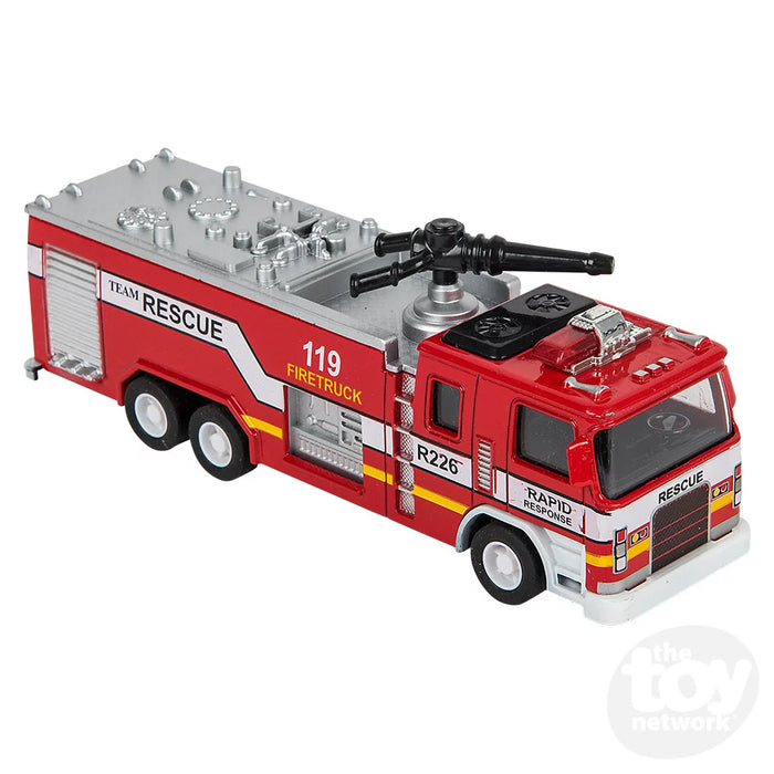 DIE-CAST PULL BACK LIGHT/SOUND FIRE ENGINE 1:32 SCALE - 7"