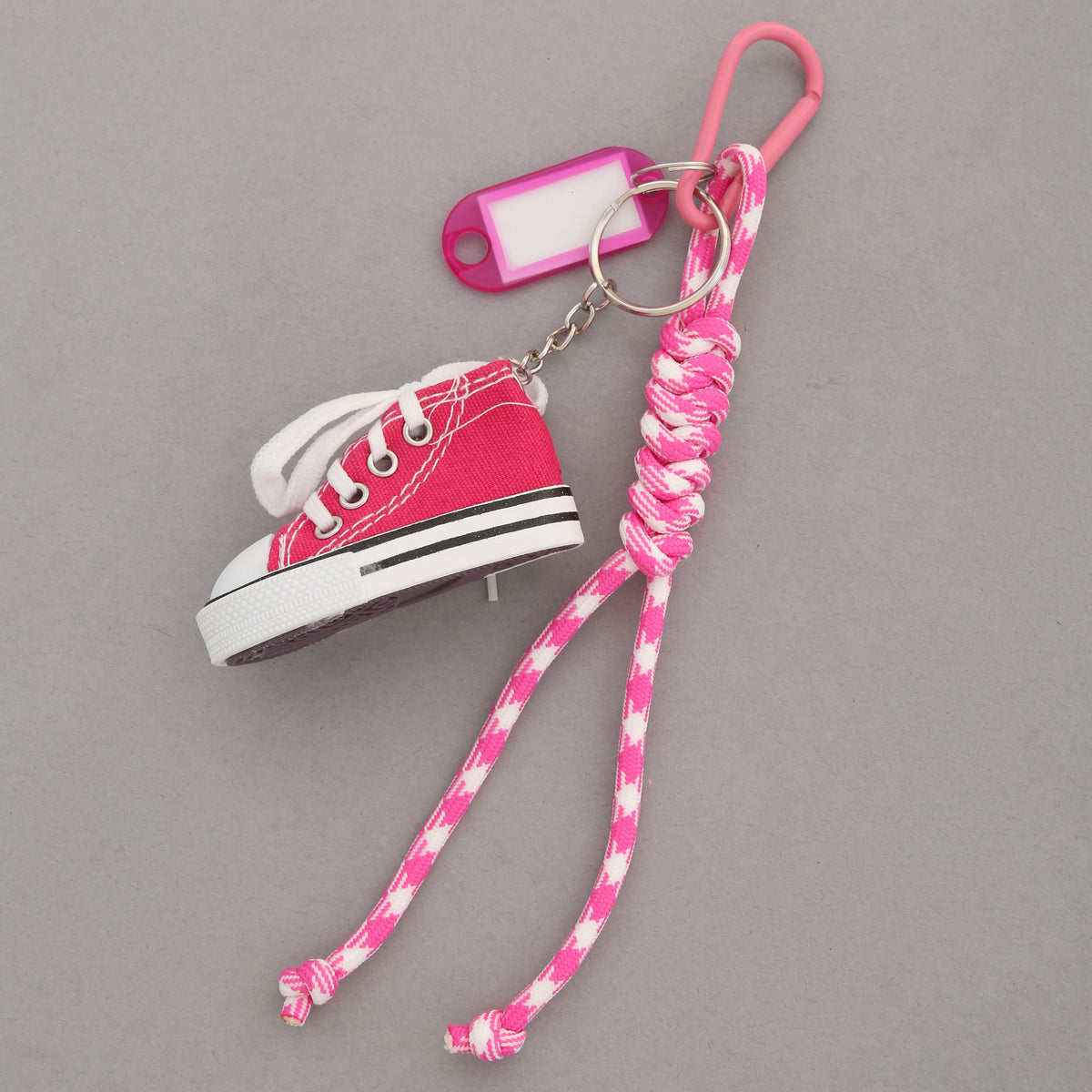 SNEAKER BAG CHARM/KEYCHAIN