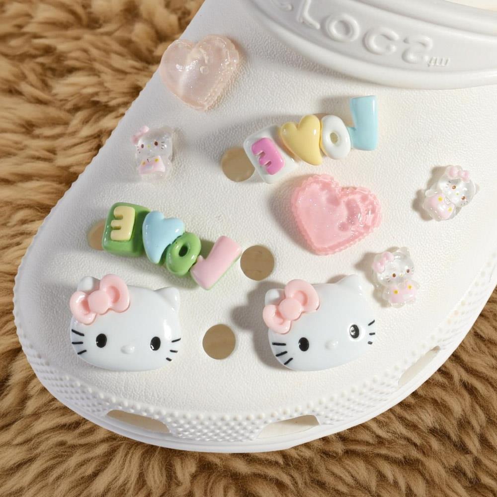 HELLO KITTY: SHOE CHARMS (9-PACK)