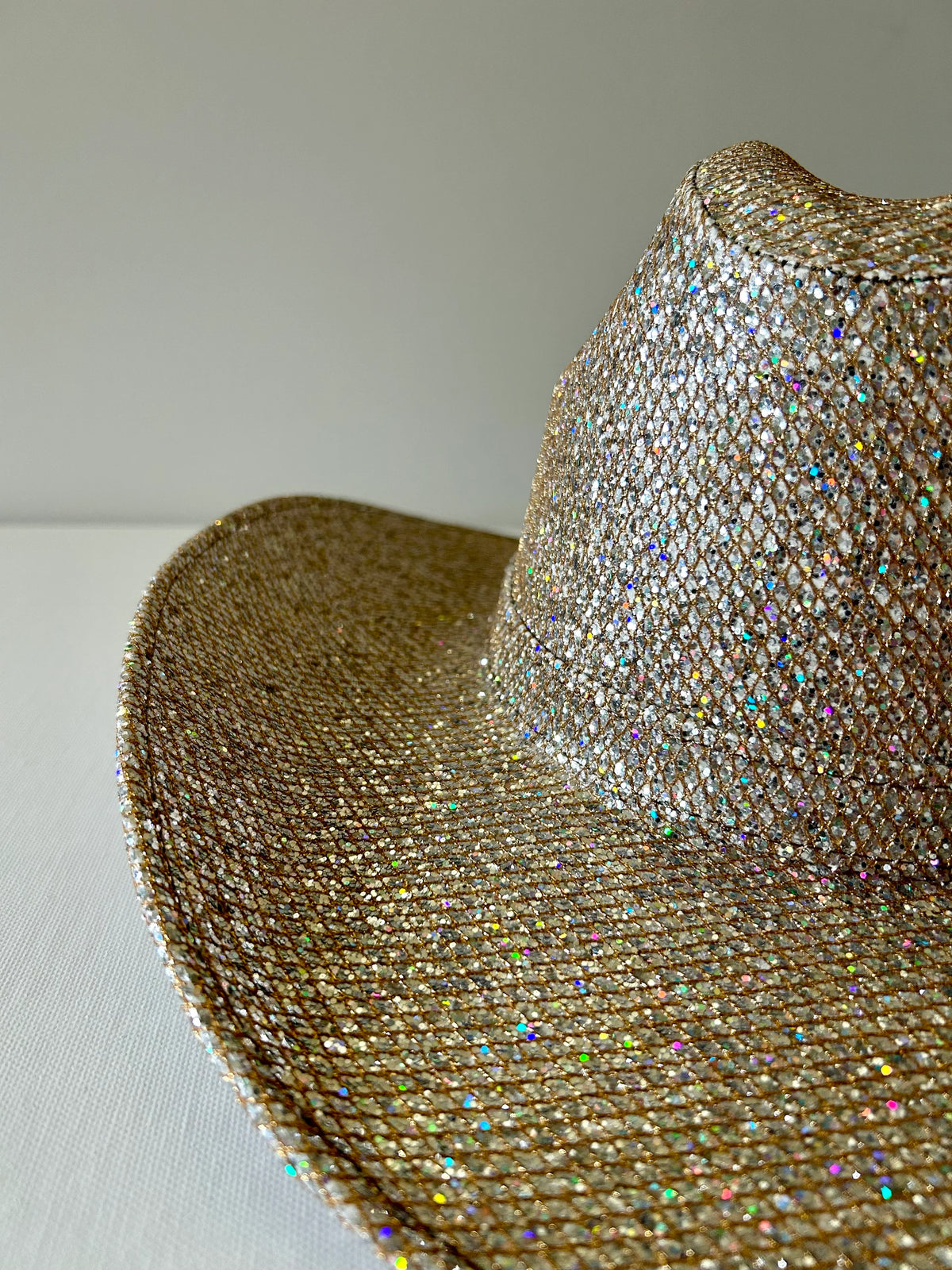 WILDER & SOUL: JAN WESTERN COWBOY HAT - CHAMPAGNE GLITTER