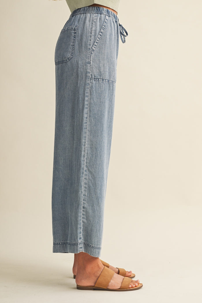 DRAWSTRING WAIST PATCH POCKET WIDE LEG PANT
