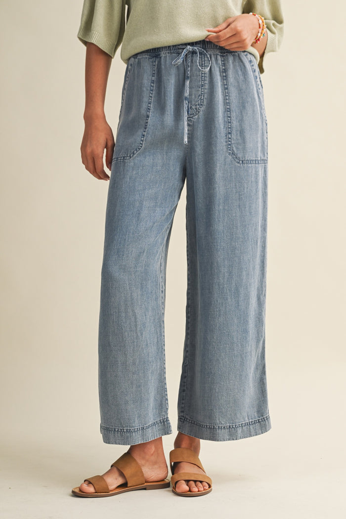 DRAWSTRING WAIST PATCH POCKET WIDE LEG PANT