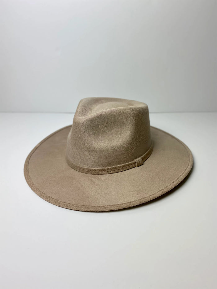 WILDER AND SOUL: VEGAN SUEDE RANCHER HAT - SAND