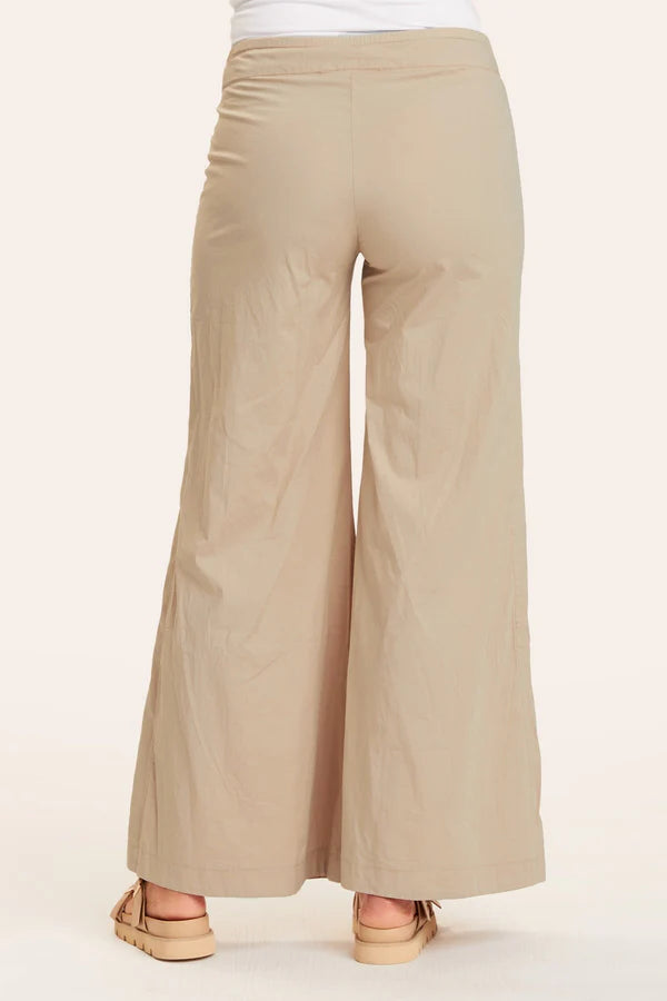 XCVI: TERRACED WIDE LEG PANT - SAND