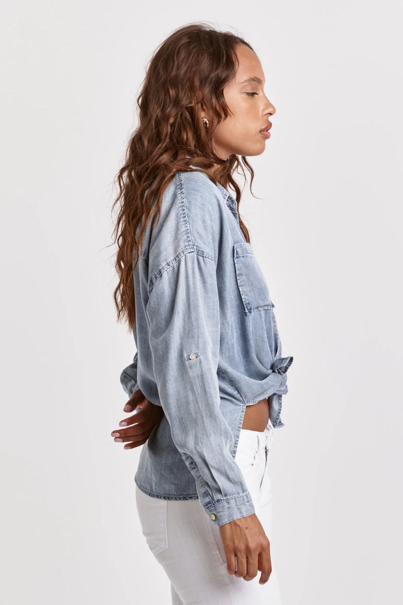 DEAR JOHN: ARIANNA CROPPED FRONT TIE SHIRT - INDEPENDENCE BLUE STAR