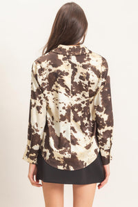 SATIN COW PRINT BUTTON-UP SHIRT