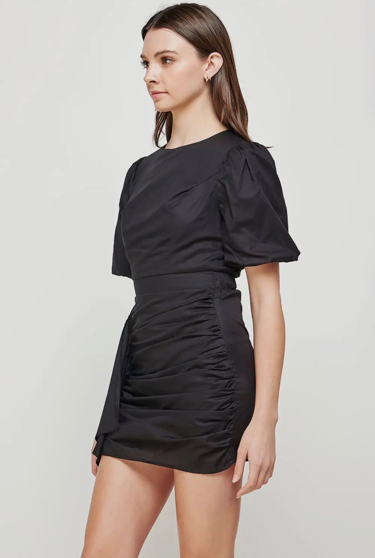 STRUT & BOLT: RUCHED DRESS WITH PUFF SLEEVES - BLACK