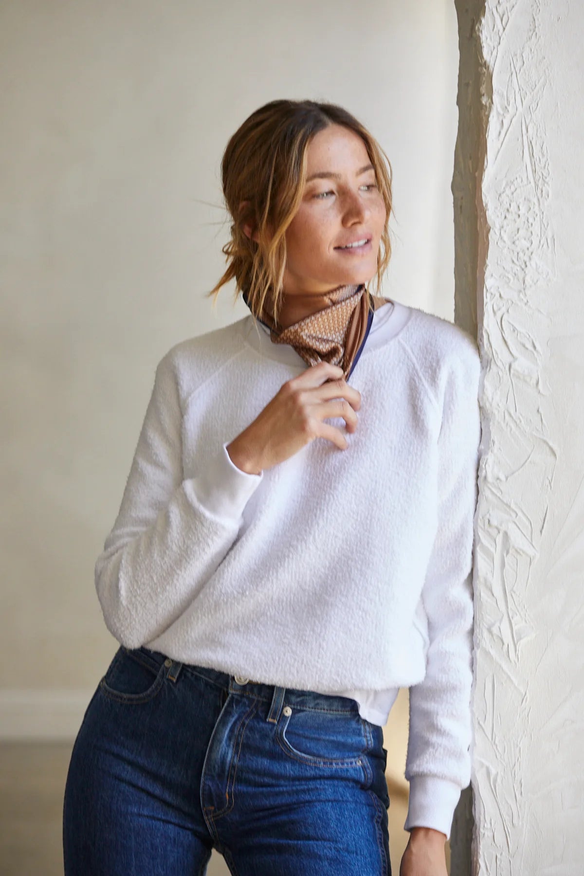 PERFECT WHITE TEE: ZIGGY REVERSE FLEECE SHRUNKEN CREW NECK SWEATSHIRT - WHITE