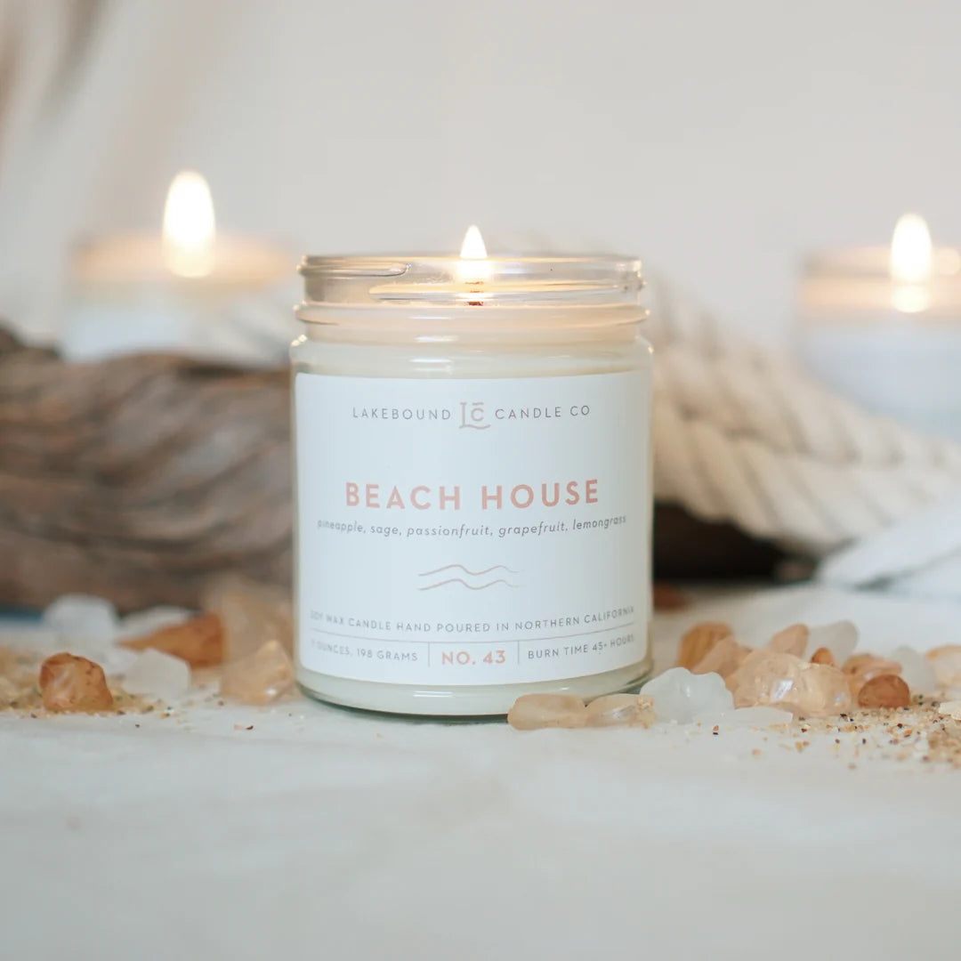 LAKEBOUND CANDLE CO: SUMMER SHORES SOY CANDLE