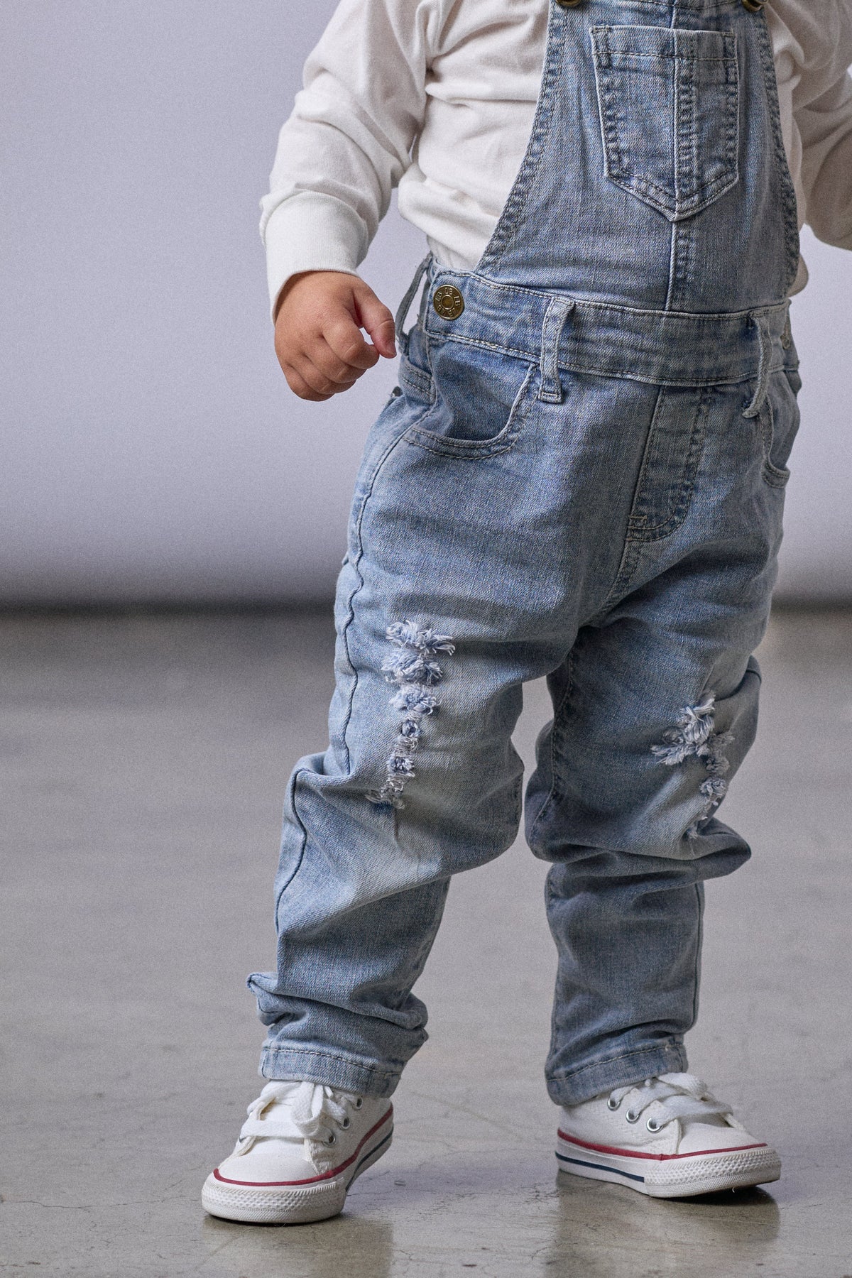 LITTLE BIPSY: DISTRESSED DENIM OVERALL - LIGHT WASH