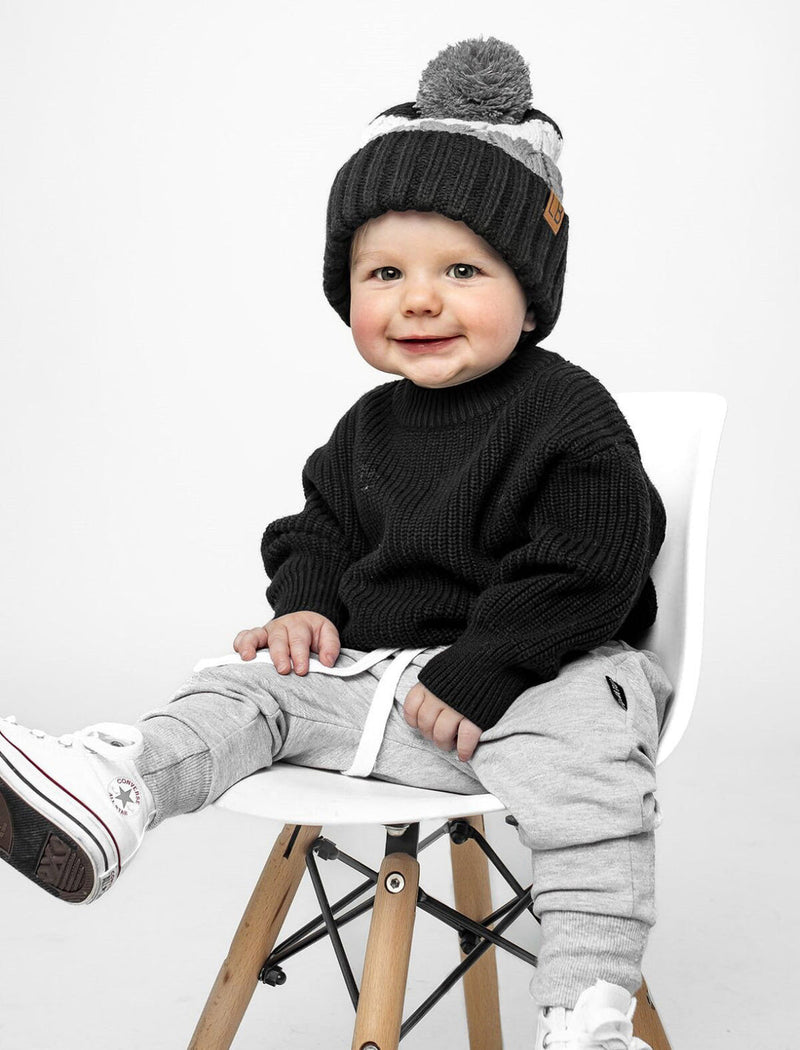 LITTLE BIPSY: CHUNKY POM BEANIE - BLACK