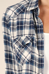 BLEACH WASH LONG SLEEVE PLAID SHIRT