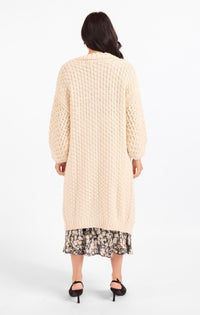 SADIE & SAGE: IGGY HAND KNIT CHUNKY LONG OPEN CARDIGAN - IVORY
