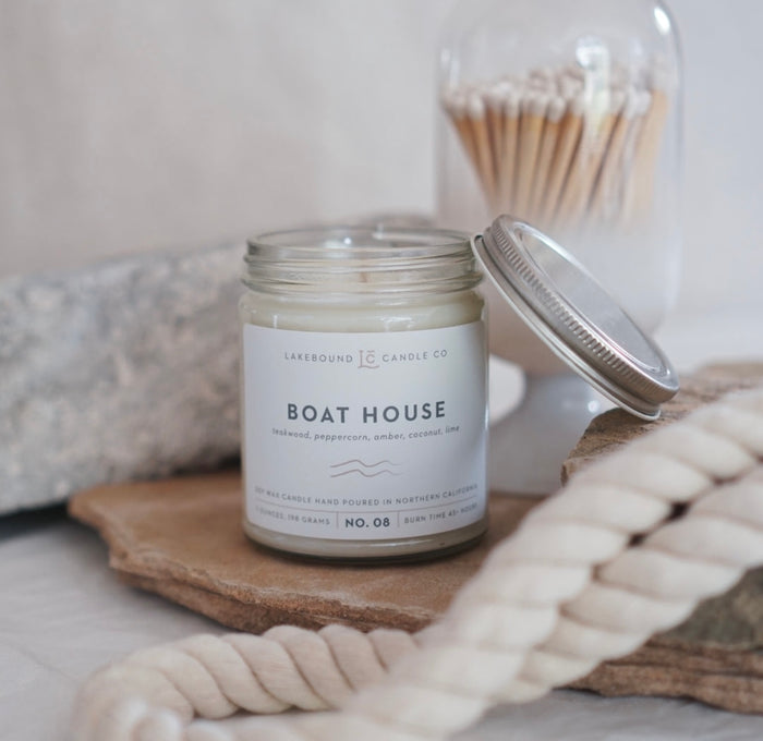 LAKEBOUND CANDLE CO: BOAT HOUSE SOY CANDLE