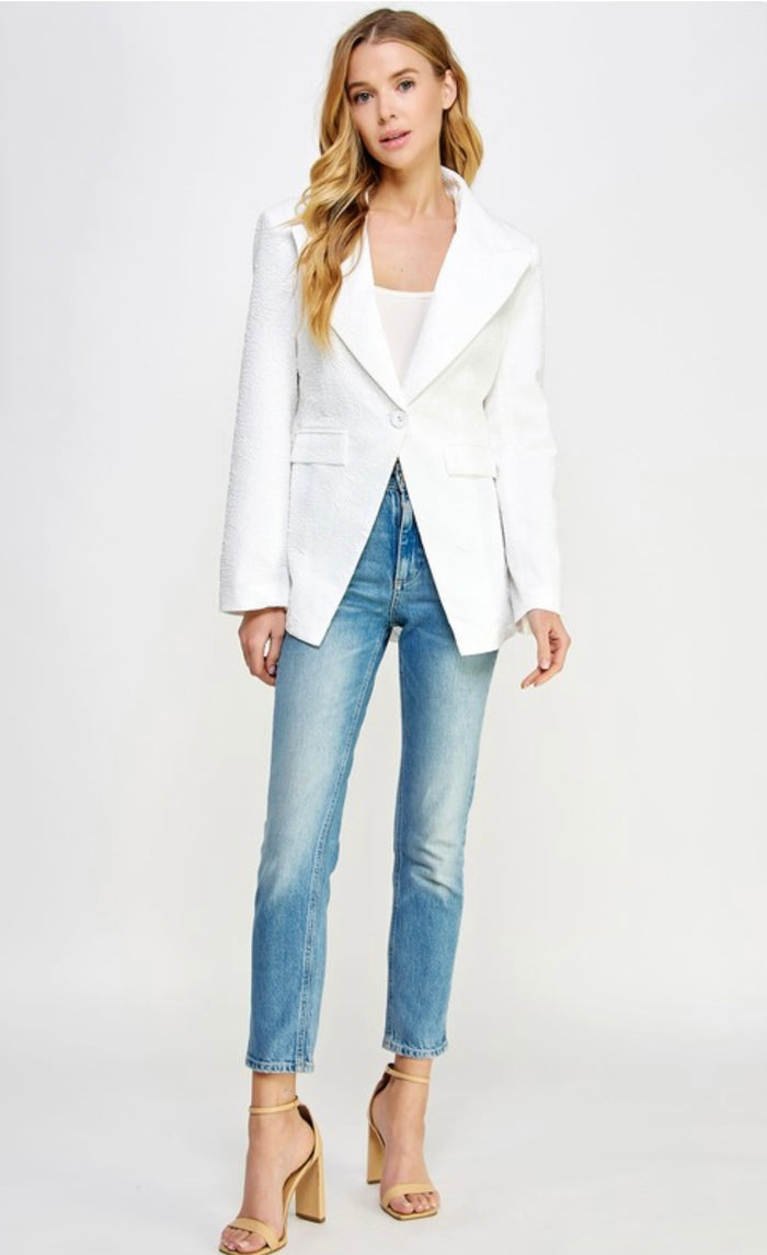 TEXTURED EMBOSSED CLINCHED WAIST BLAZER & SHORT SET - WHITE