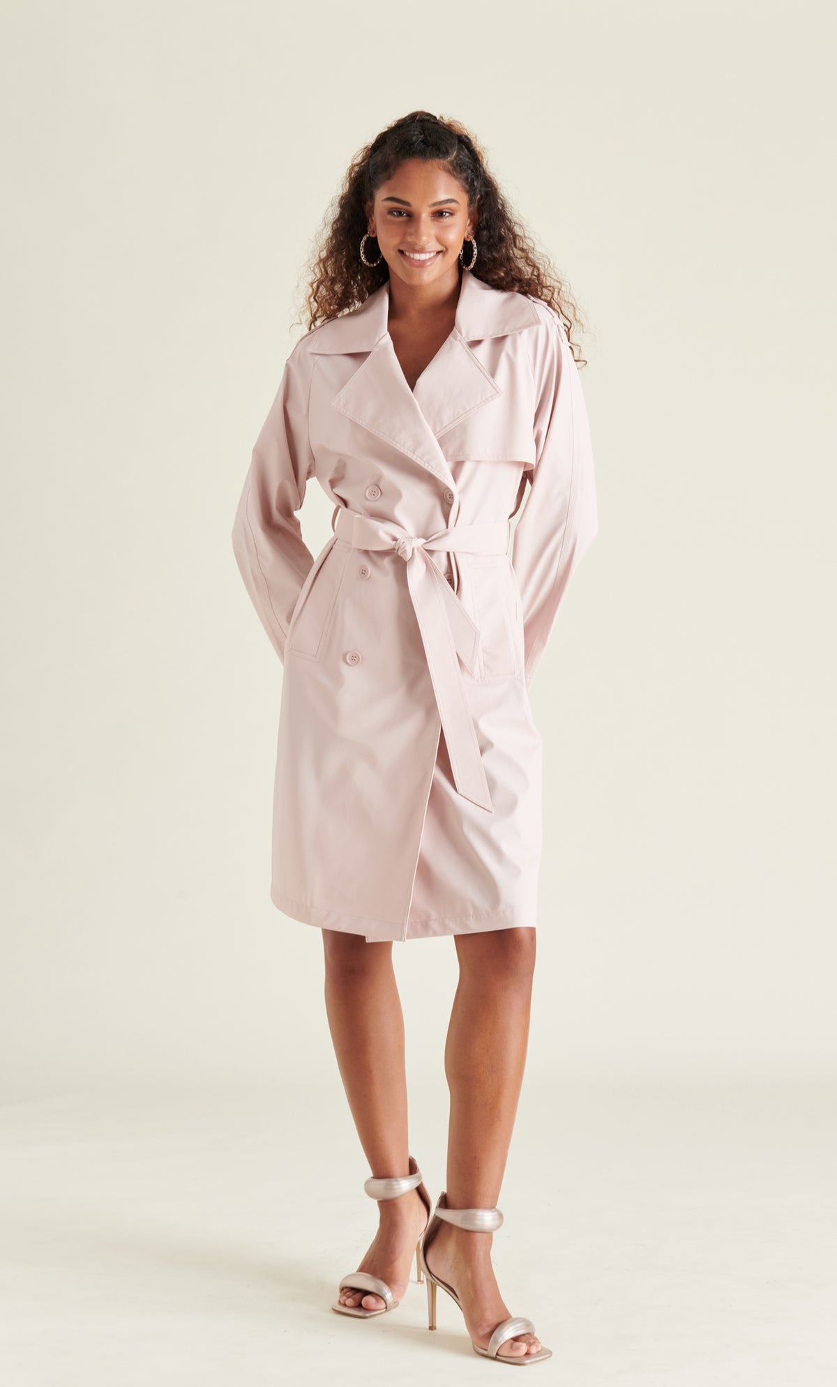 STEVE MADDEN: ILIA RAINCOAT - ROSE TAUPE