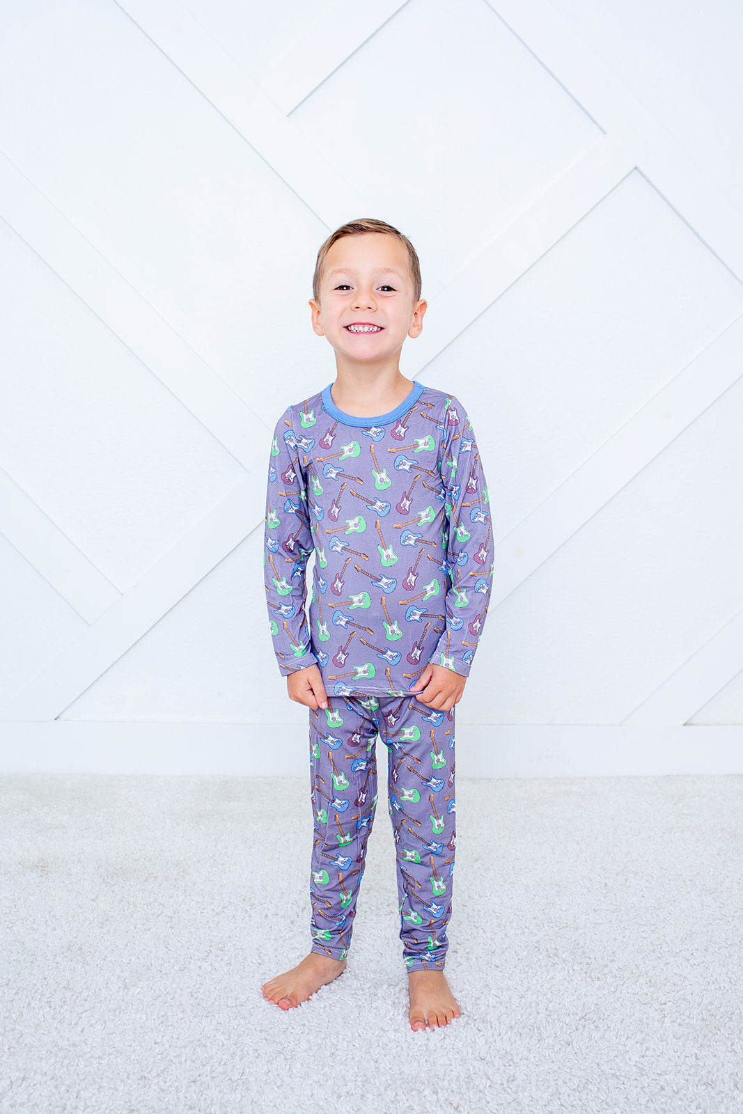BESTAROO: ACOUSTIC DREAM LONG SLEEVE PAJAMA SET