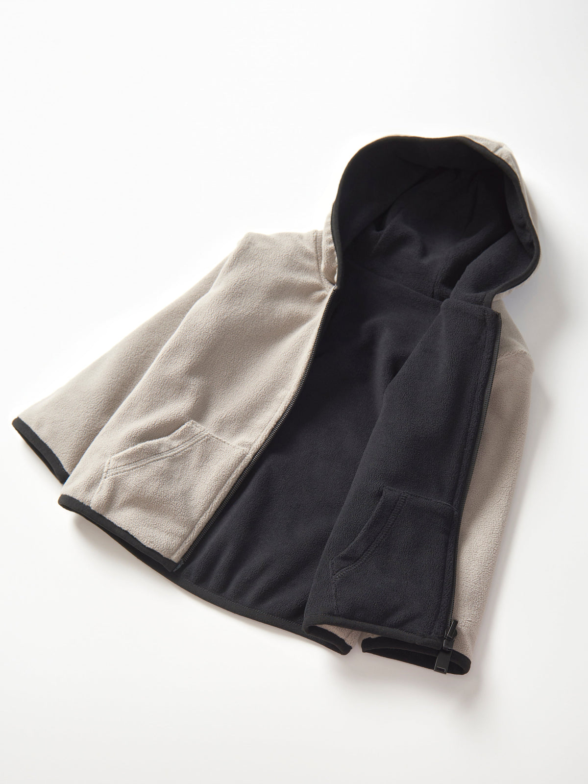 LITTLE BIPSY: REVERSIBLE FLEECE ZIP HOODIE - BLACK