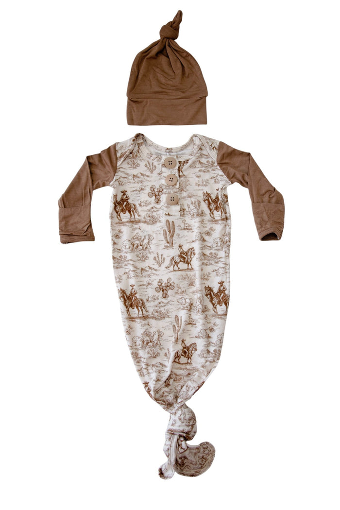 ROCKIN ROYALTY: LEVI TRAILS BAMBOO KNOTTED GOWN & HAT SET