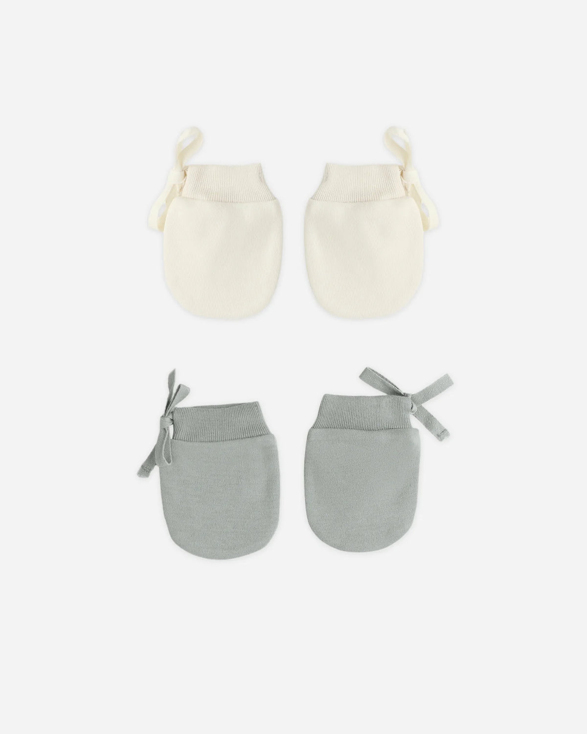 QUINCY MAE: NO SCRATCH MITTENS, SET OF 2 || STEEL BLUE, NATURAL