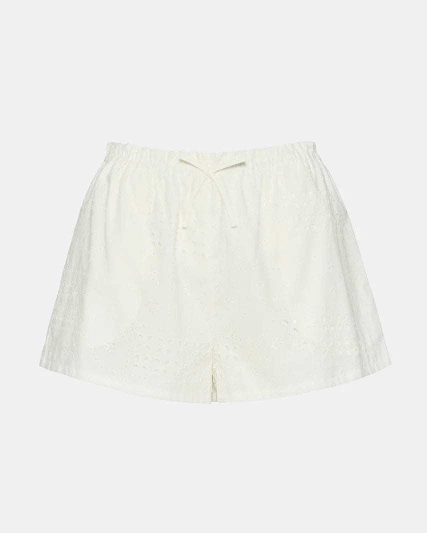 STEVE MADDEN: LOU SHORT BIRCH WHITE