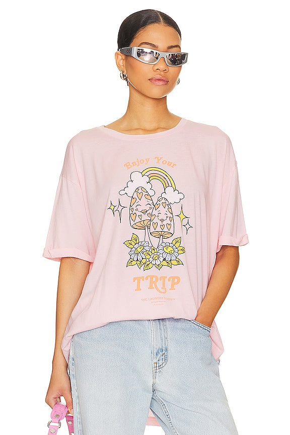 THE LAUNDRY ROOM: ENJOY YOUR TRIP OVERSIZED TEE - BLUSH PINK
