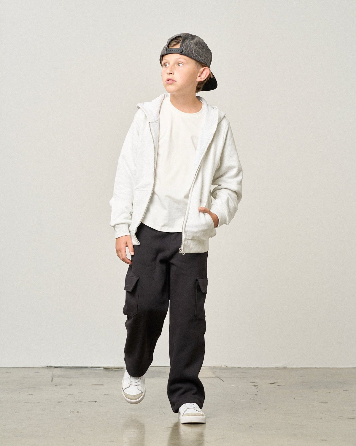 LITTLE BIPSY: CARGO SWEATPANT - BLACK