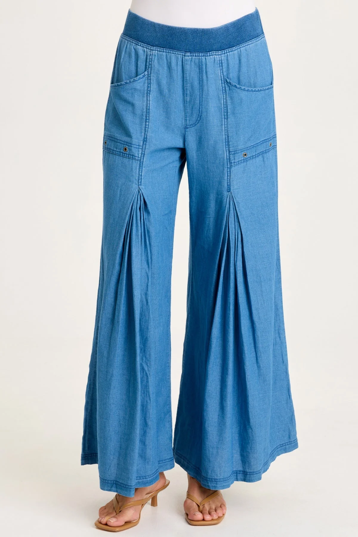 XCVI: JERONA INDIGO PLEATED WIDE LEG PANT - ETIOLATE WASH