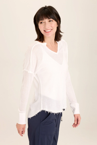 XCVI: MESH BULLOCK PULLOVER - WHITE