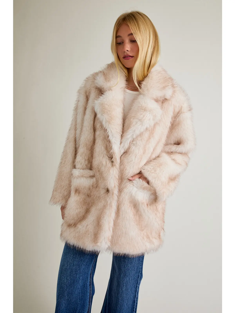 OVERSIZED FAUX FUR COAT