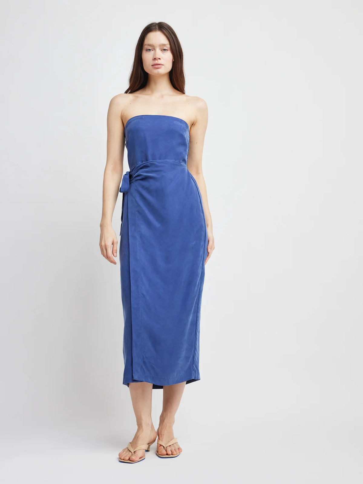 SELF CONTRAST: ROBYN STRAPLESS WRAP DRESS - BLUE CUPRO