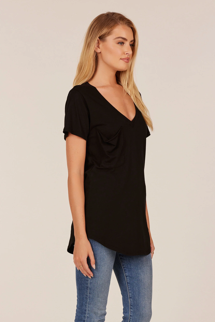 BOBI: BOYFRIEND V-NECK POCKET TEE - BLACK