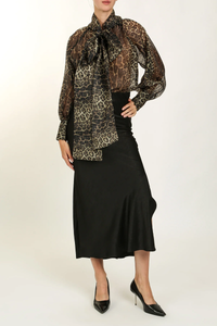 BEULAH STYLE: BROOKE LEOPARD PRINTED VOLUME BOWTIE CHIFFON BLOUSE