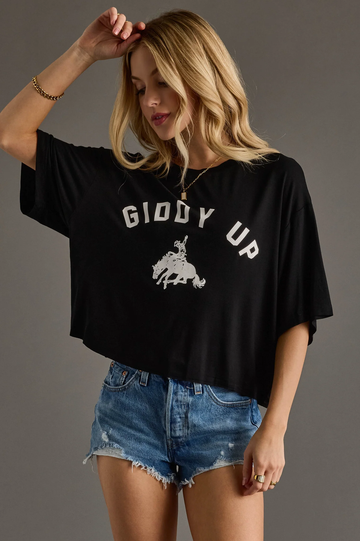 PANACHE APPAREL: GIDDY UP CROPPED TEE - BLACK/WHITE