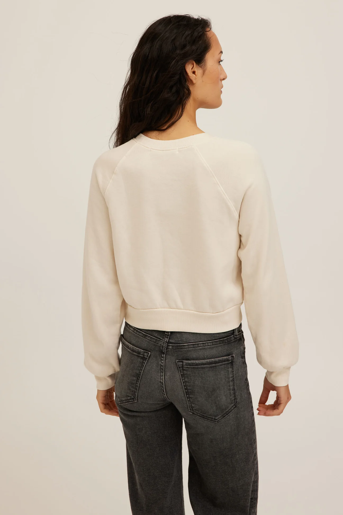 PROJECT SOCIAL T: DOUBLE HORSESHOES SHRUNKEN SWEATSHIRT - IVORY