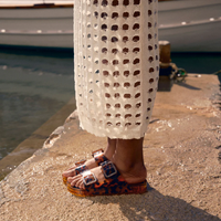 DOLCE VITA: JULIO SANDAL - TORTOISE VINYL